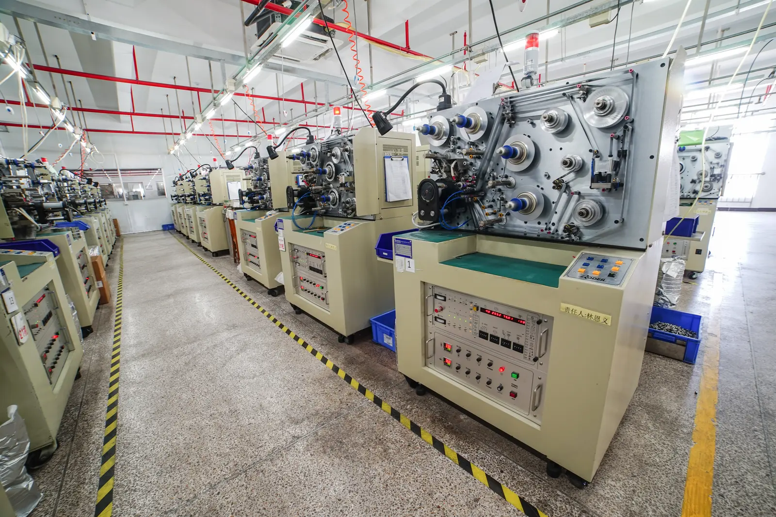 Film-capacitor winding equipment